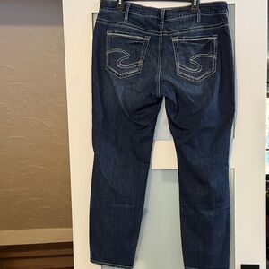 Silver Jeans Women's BF style Jeans - W 36/L 29